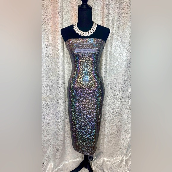 Dresses & Skirts - NWOT AB metallic stretch tube dress
